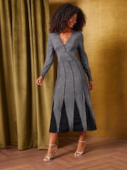Love & Roses Wrap Front V-Neck Godet Skirt Midi Dress - صورة 3 من 5