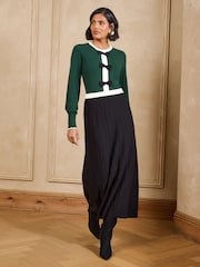 Love & Roses Green/Black Bow Detail Crew Neck Knitted Midi Dress - Image 4 of 6