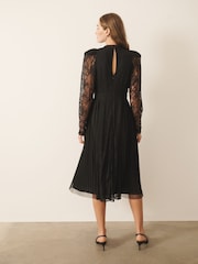 Noir - CERENE Puff Sleeve Lace Midi Dress - Image 4 de 11