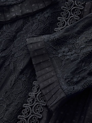 Noir - CERENE Puff Sleeve Lace Midi Dress - Image 9 de 11