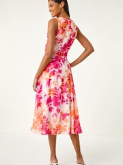 وردي - فستان متوسط الطول مزين بطبعة زهور وطيات على الرقبة من Roman - Image 4 of 5