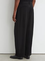 Reiss Black Walker Belted Relaxed-Fit Pleated Trousers - Image 5 of 7