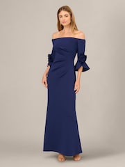 فستان كريب من نسيج سكوبا موديل Rosette من Adrianna Papell - Image 1 of 4