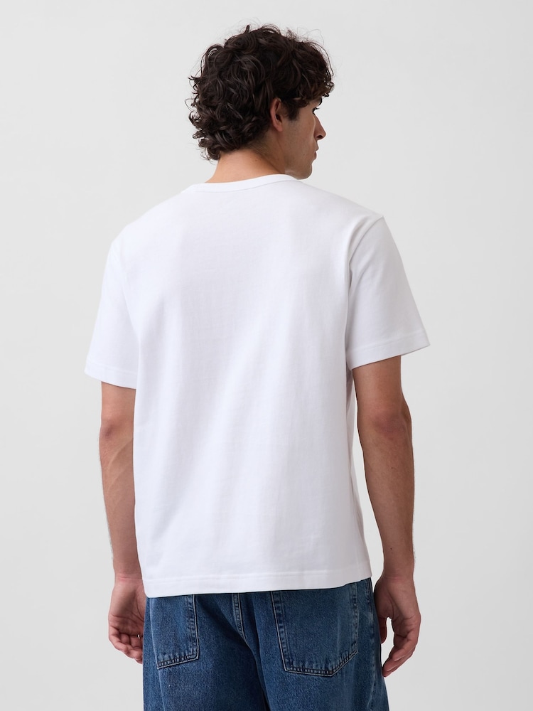 Gap White Heavyweight Relaxed Logo Short Sleeve T-Shirt - Image 2 of 4 Gap White Heavyweight Relaxed Logo Short Sleeve T-Shirt - Image 2 of 4