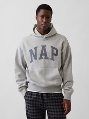 Pelēks - Gap VintageSoft NAP Logo Hoodie - Attēls 1 no 6