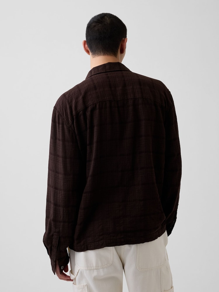 Gap Brown Relaxed Straight-Hem Seersucker Shirt - Image 2 of 3 Gap Brown Relaxed Straight-Hem Seersucker Shirt - Image 2 of 3