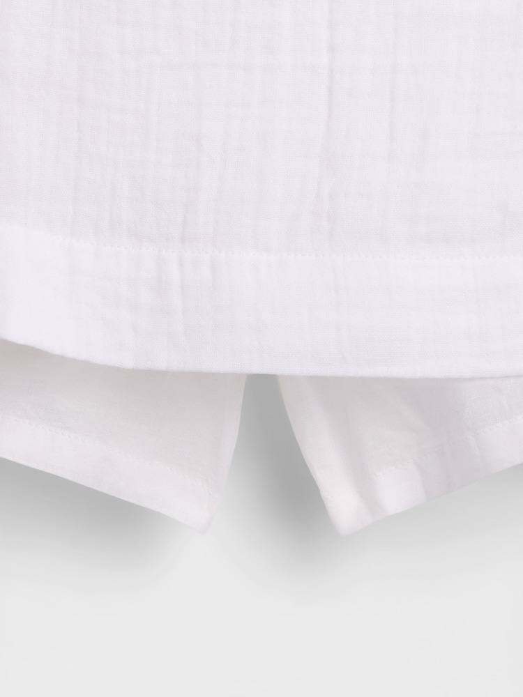 Gap White Gauze Denim Smocked Waist Mini Skort - Image 5 of 5 Gap White Gauze Denim Smocked Waist Mini Skort - Image 5 of 5
