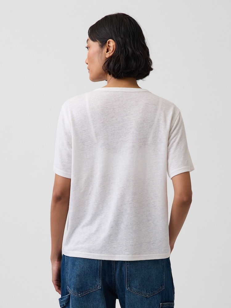 Gap White Linen-Blend Relaxed V-Neck T-Shirt - Image 2 of 4 Gap White Linen-Blend Relaxed V-Neck T-Shirt - Image 2 of 4