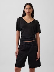 Gap Black Linen-Blend Relaxed V-Neck T-Shirt - Image 1 of 4