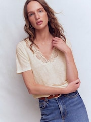 Boden Cream Tara Lace Trim Linen T-shirt - Image 4 of 5