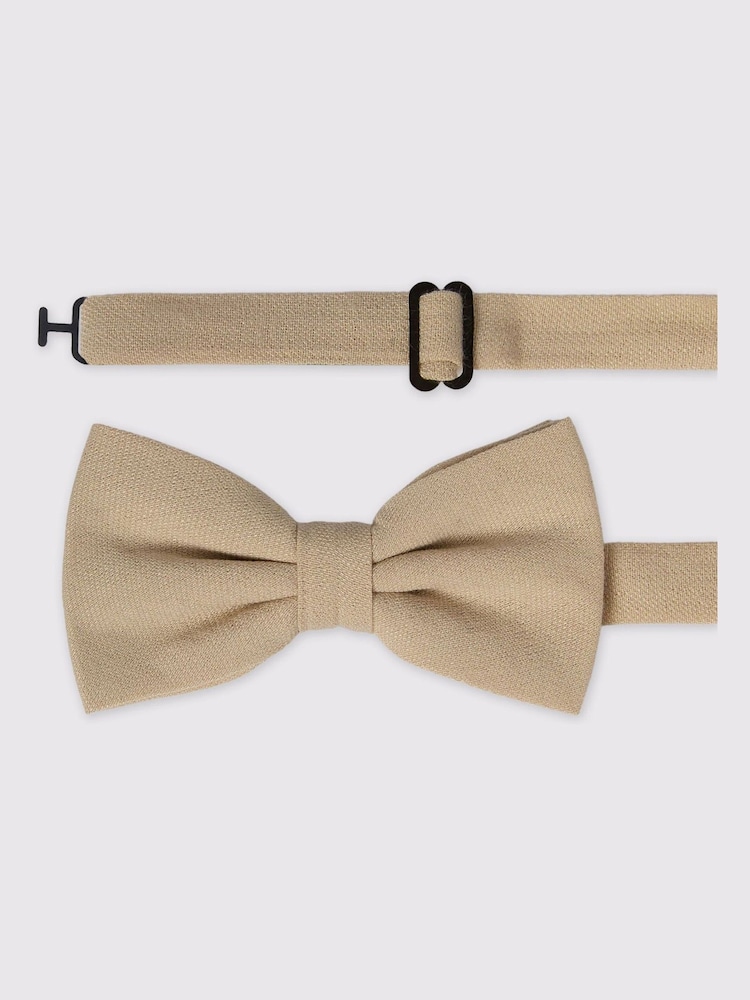 Antique Rogue Cream Linen Blend Bow Tie - Image 1 of 1