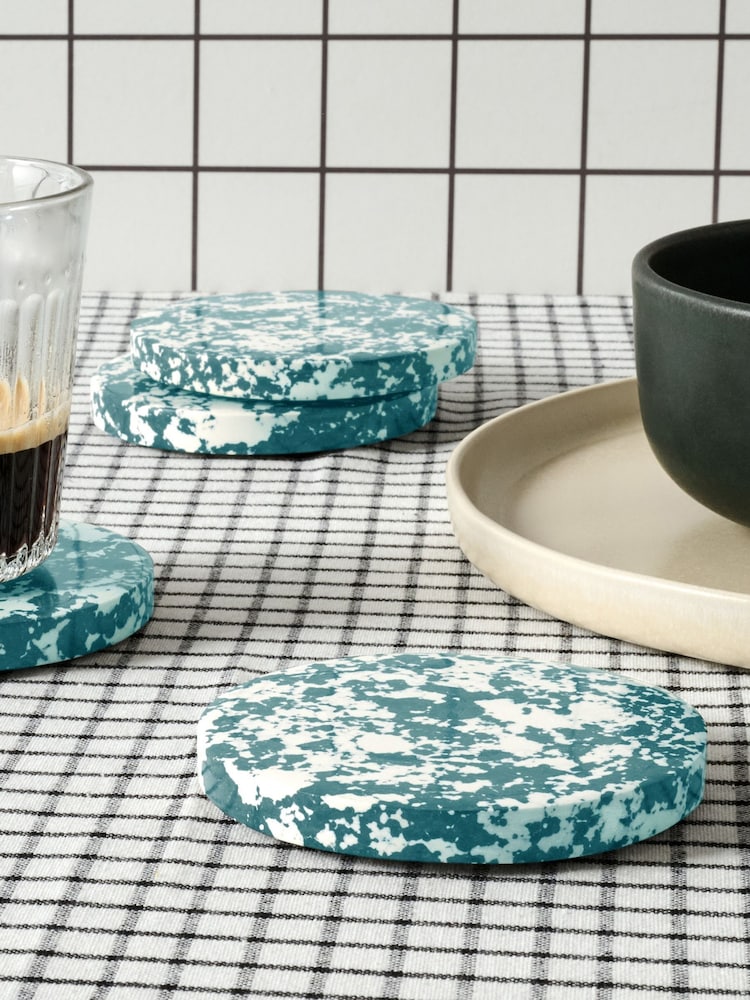 Curateology Set of 8 Green and White Rock Coasters - Image 1 of 3