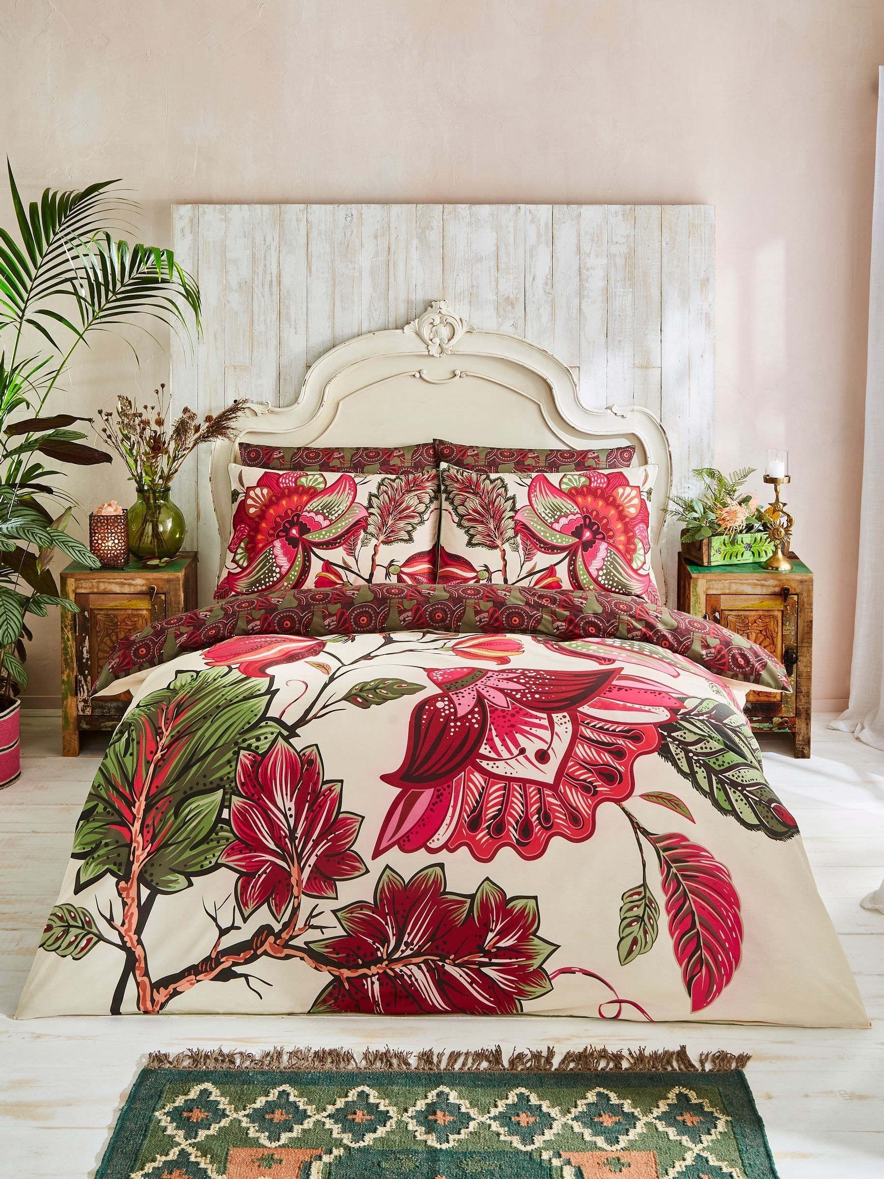 Joe Browns Unisex Fuchsia Floral Elephant Cotton Reversible Bed Set - Image 1