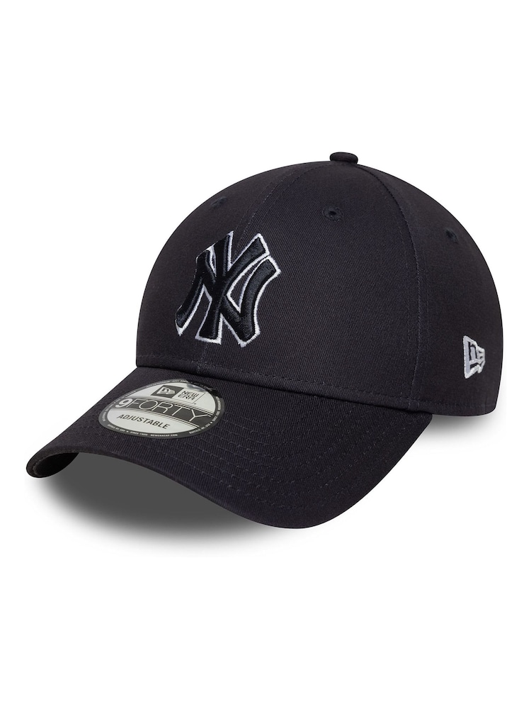 New Era Black Outline 9Forty New York Yankees Cap - Image 1 of 6