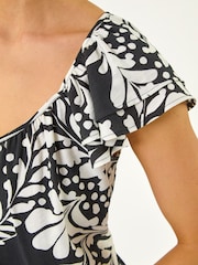 أسود - فستان انسيابي مطبوع بكشكشة من Roman - Image 5 of 5