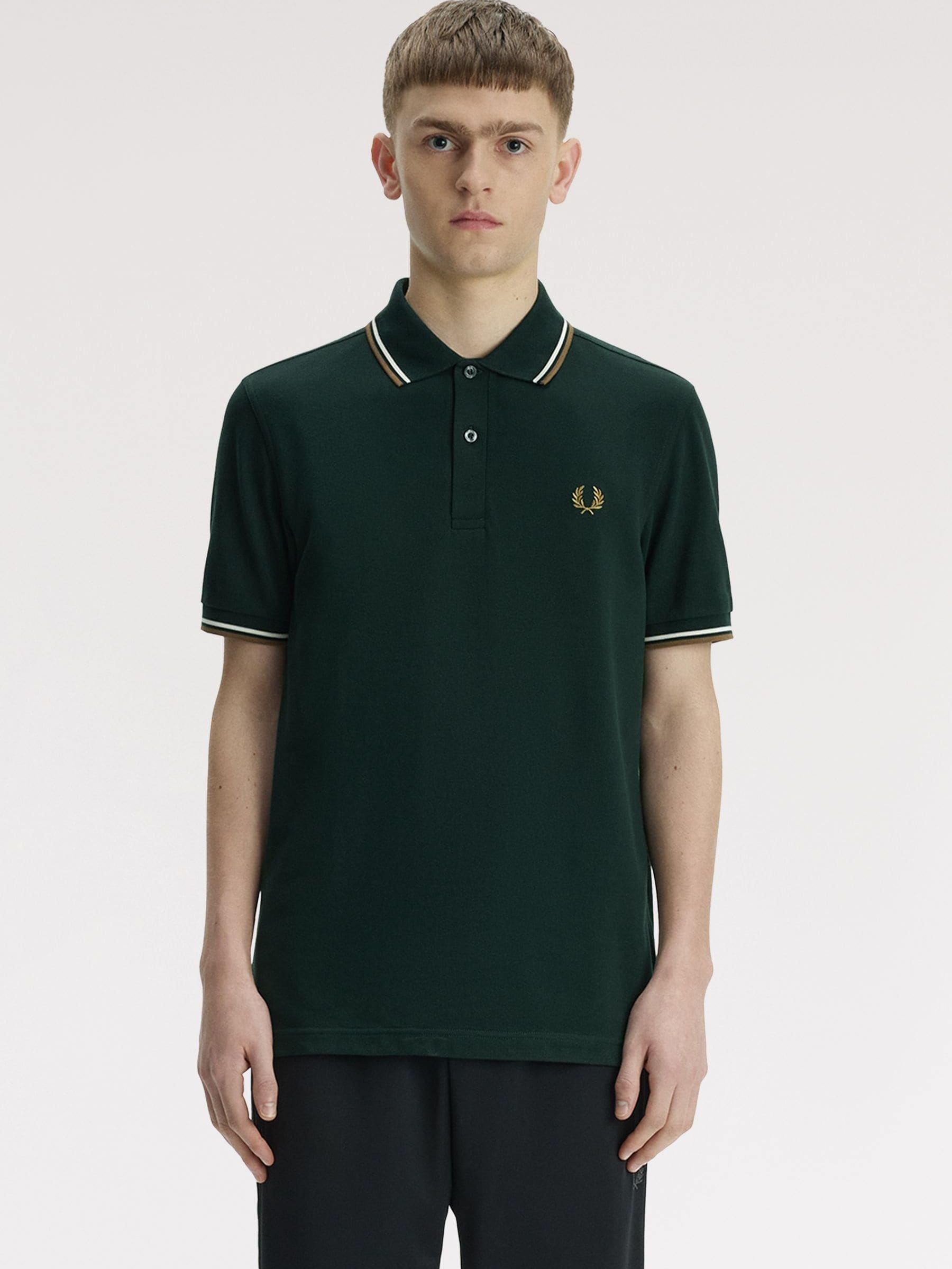 Fred Perry Men's Green Tipped Short Sleeve Polo Shirt - Image 1