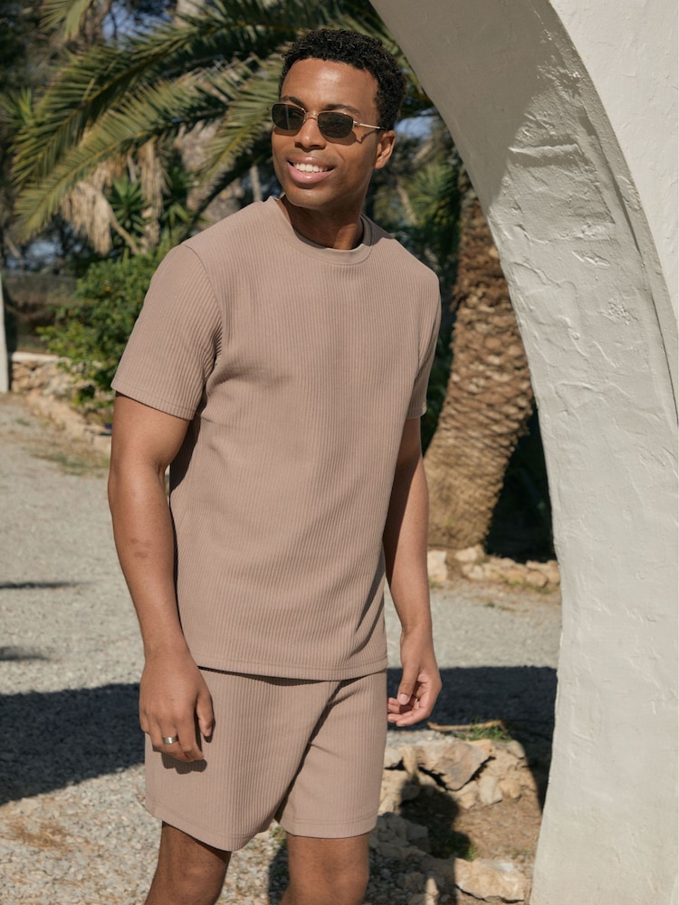Threadbare Brown Textured Rib Cotton Crew Neck T-Shirt - Image 2 of 7 Threadbare Brown Textured Rib Cotton Crew Neck T-Shirt - Image 2 of 7