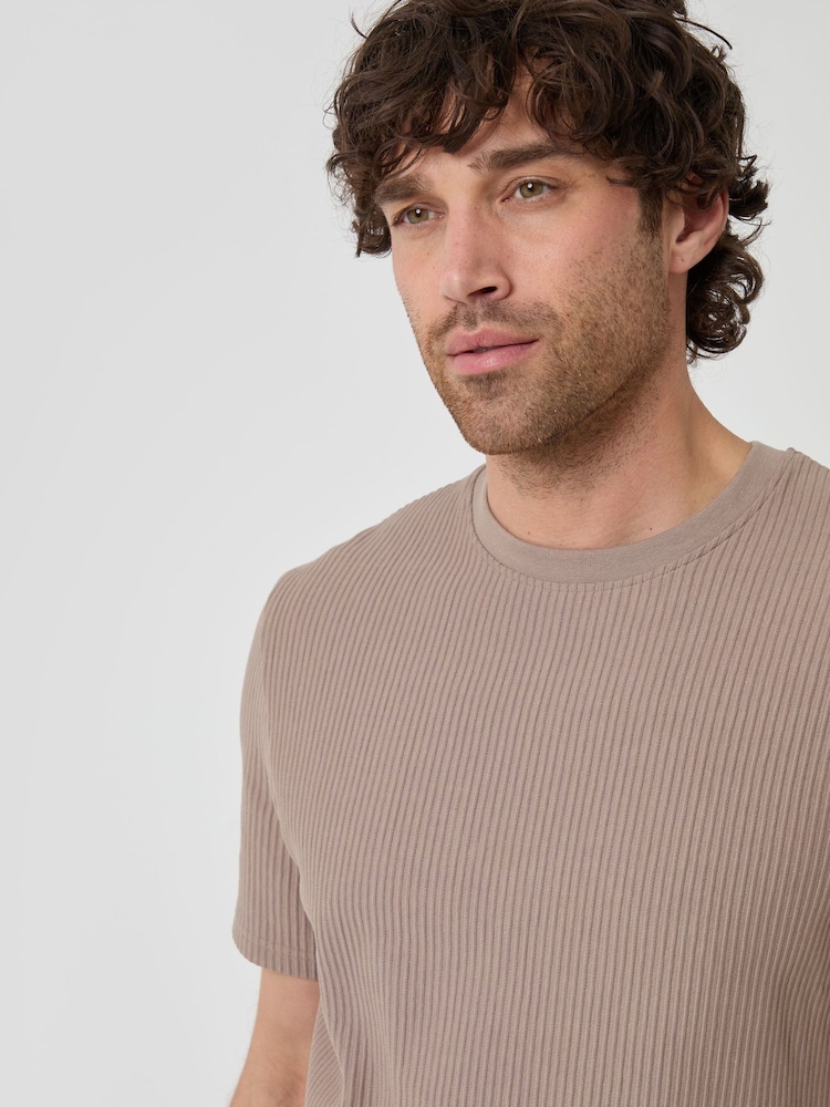 Threadbare Brown Textured Rib Cotton Crew Neck T-Shirt - Image 7 of 7 Threadbare Brown Textured Rib Cotton Crew Neck T-Shirt - Image 7 of 7