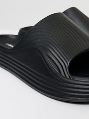 Threadbare Black Chunky Foam Sliders - Image 4 of 4