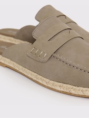 Marrón - Threadbare Faux Suede Penny Loafer Sandals - Imagen 3 de 4