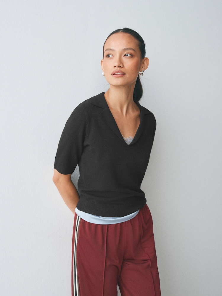 Czarny - Supersoft Short Sleeve Open Neck Polo Top - Obraz 1 z 7 Czarny - Supersoft Short Sleeve Open Neck Polo Top - Obraz 1 z 7