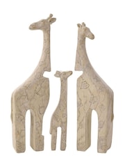 Widdop Off White Fitting Family of Giraffes - Image 2 of 2