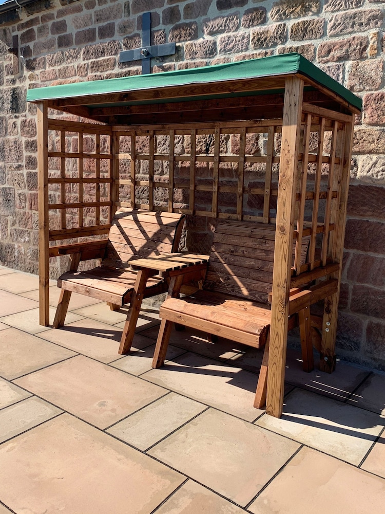 Charles Taylor Brown Grand Henley Twin Seater Garden Arbour and Bench - Image 4 of 4