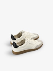 Scalpers White Numikonappa Sneakers - Image 2 of 4