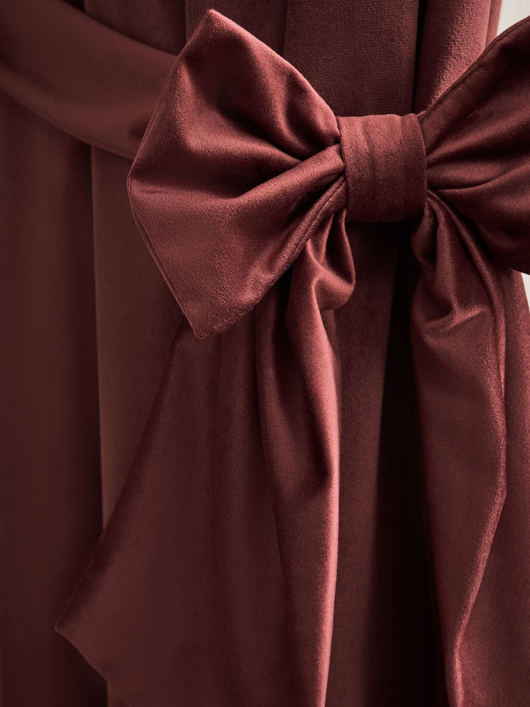 Set of 2 Burgundy Red Bow Matte Velvet Curtain Tie Backs - Image 2 of 3