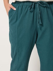 Verde - Yours Curve Cool Cotton Barrel Leg Denim Trousers - Imagen 4 de 5