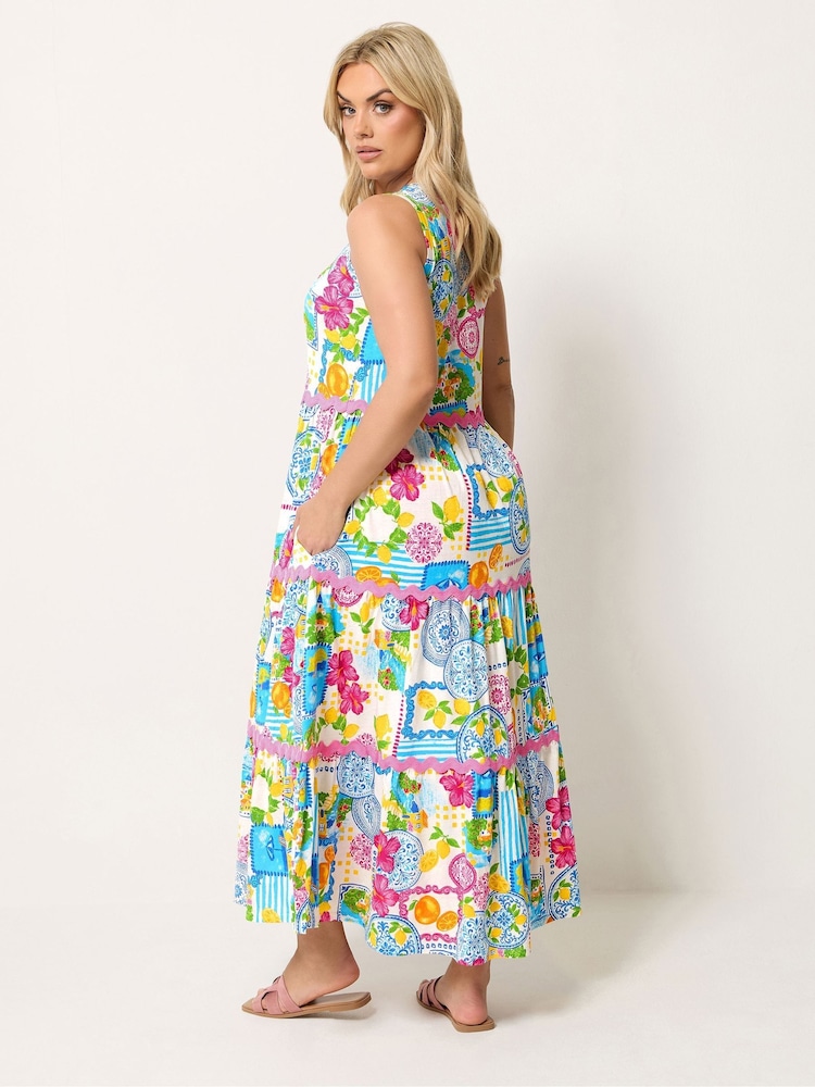 Yours Curve White All Over Tile Print Contrast Trim Dress - Image 2 of 4