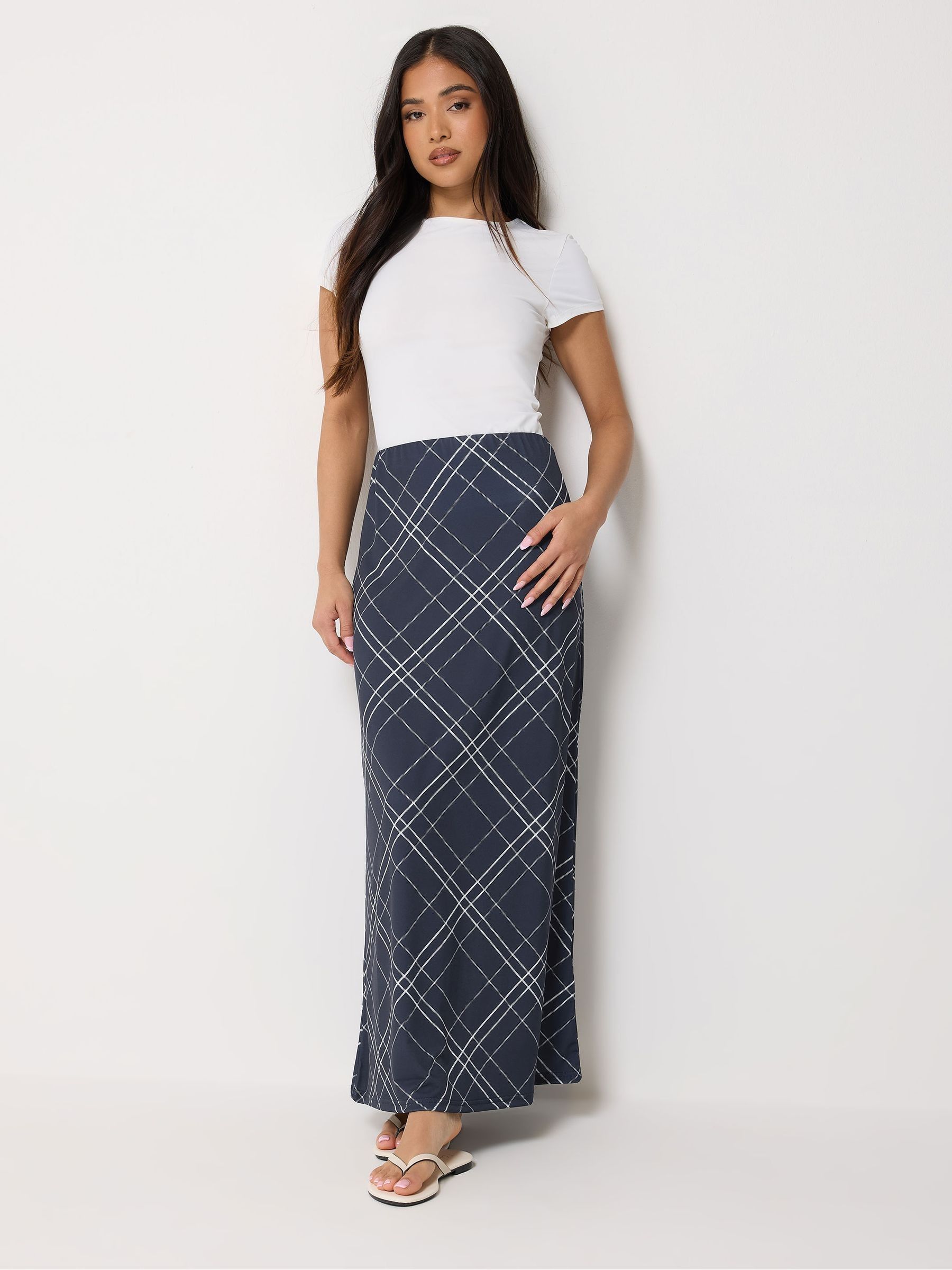 Pixiegirl Petite Women's Blue Checked Maxi Skirt