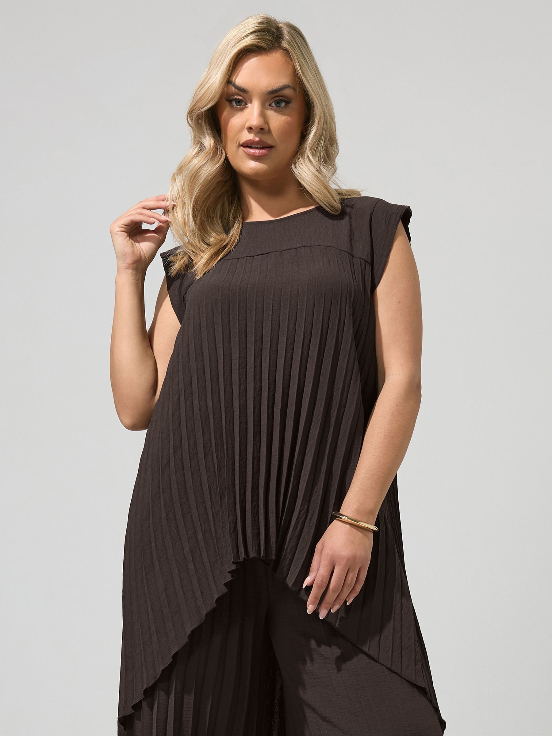 Yours Curve Women's Brown Pleated High Low Top