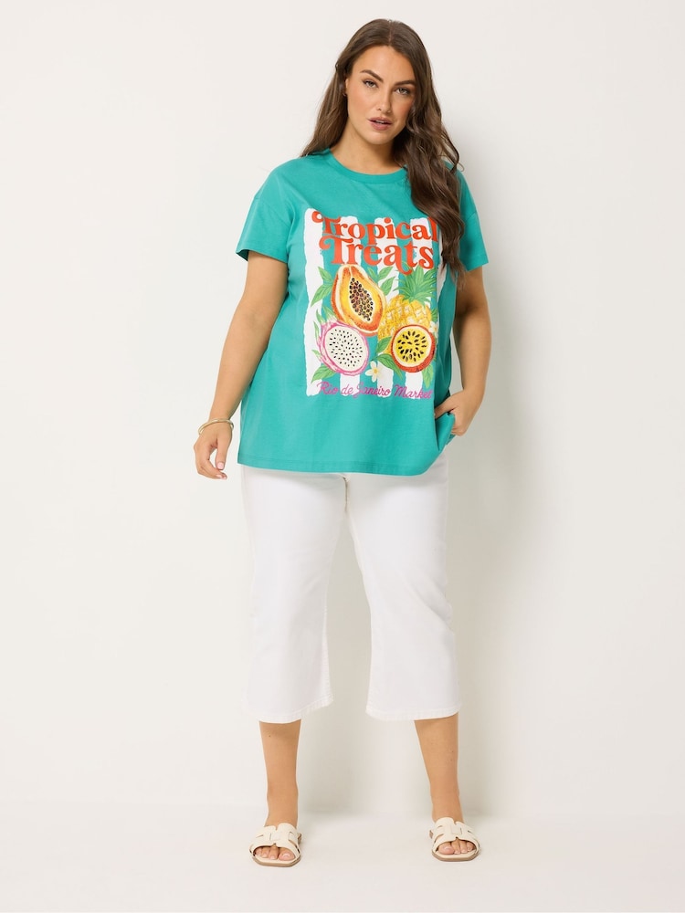 Yours Curve Green Placement Print Tropical T-Shirt - Image 2 of 5 Yours Curve Green Placement Print Tropical T-Shirt - Image 2 of 5