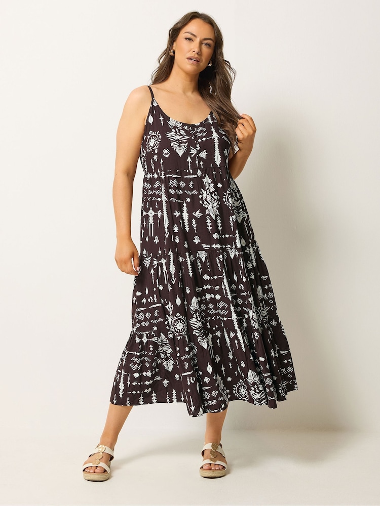 Yours Curve Brown Tiered Maxi Dress - Image 2 of 5 Yours Curve Brown Tiered Maxi Dress - Image 2 of 5