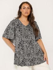 Yours Curve Black Pleated Front Swing Top - Image 1 of 5