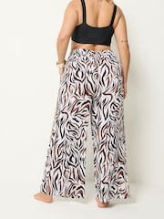 Yours Curve Brown Wide Leg Crinkle Trousers - Image 2 of 5