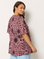 Yours Curve Pink Textured Pleated Front Swing Top - Image 3 of 5