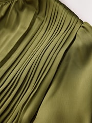 أخضر - CERENE Long Sleeve High Neck Satin Blouse - صورة 10 من 10