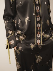 Black Precoius Ditsy Floral Print - CERENE Cerenity Floral Print Satin Shirt - תמונה 3 מתוך 11