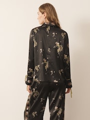 Black Precoius Ditsy Floral Print - CERENE Cerenity Floral Print Satin Shirt - תמונה 5 מתוך 11