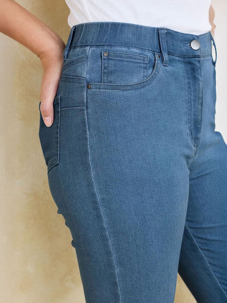 Cotton Traders Blue Stretch Comfort Straight Leg Cropped Denim Jeans - Image 4 of 4