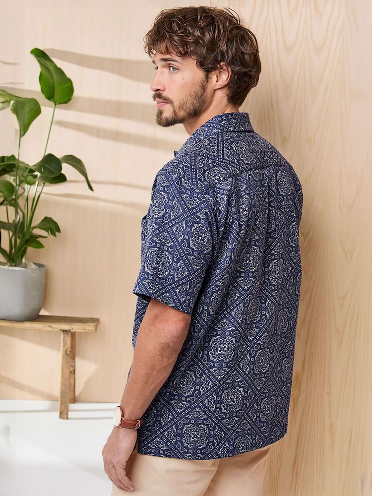 Cotton Traders Blue Signature Short Sleeve Casual Cotton Shirt - Image 2 of 4