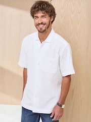 Cotton Traders White Signature Short Sleeve Casual Cotton Shirt - Image 2 of 4
