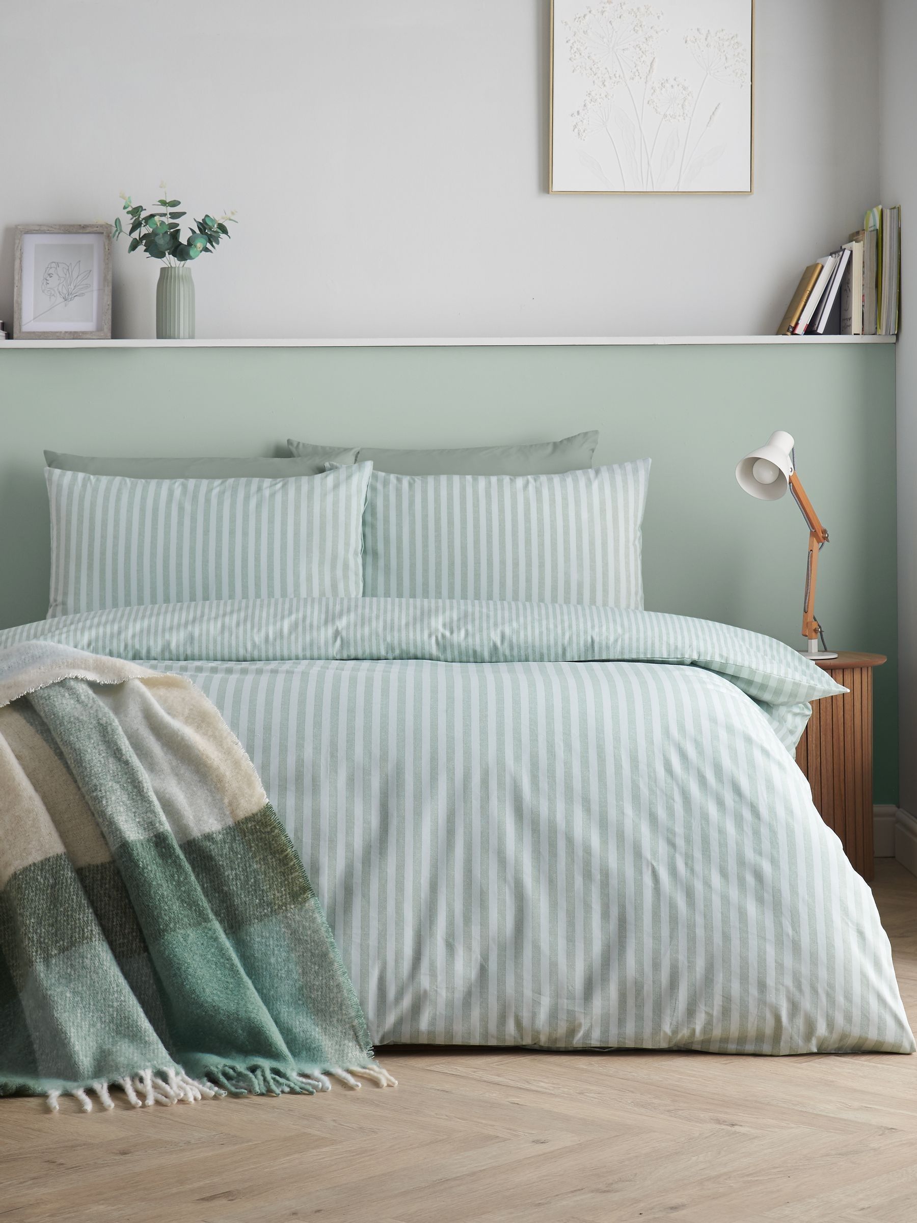 B&Q - Epping Textured Stripe Reversible Super King Duvet Cover Set With Pillowcases Green - Image 6