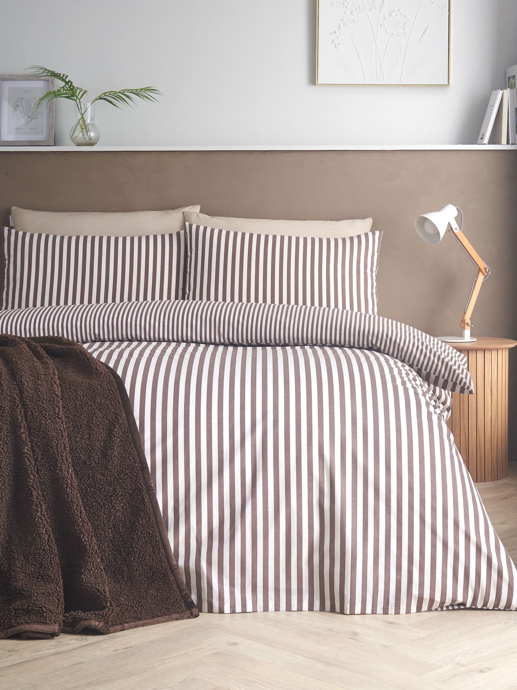 Epping Textured Stripe Reversible Duvet Cover Set - Image 7