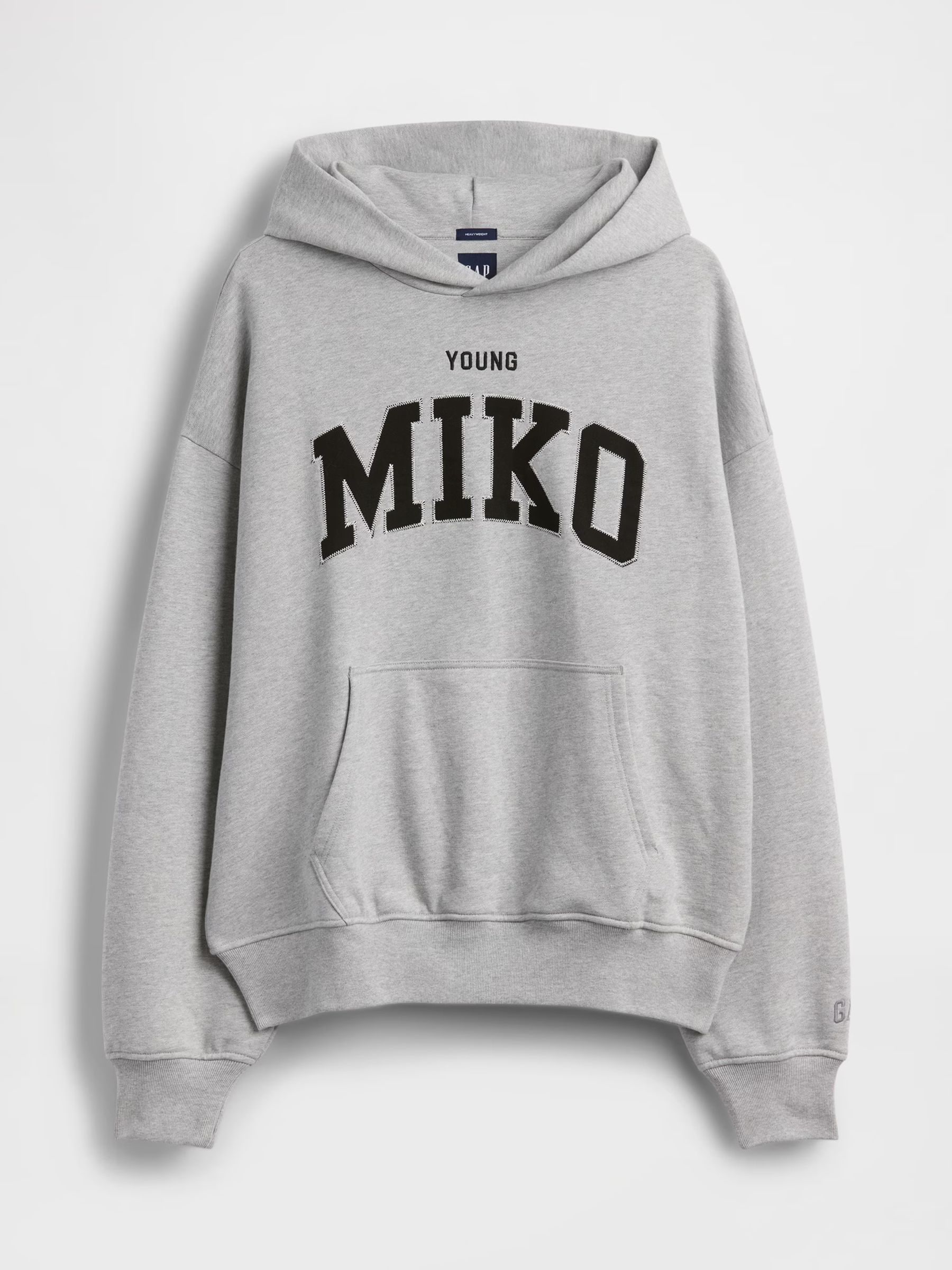 GAP YOUNG MIKO ヘビーウェイトロゴパーカー Buy Gap Grey Young Miko Heavyweight Logo Hoodie from Next France
