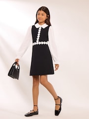 Lipsy 2-in-1 Long Sleeve Flower Trim Dress (5-16yrs) - Larawan 3 ng 5