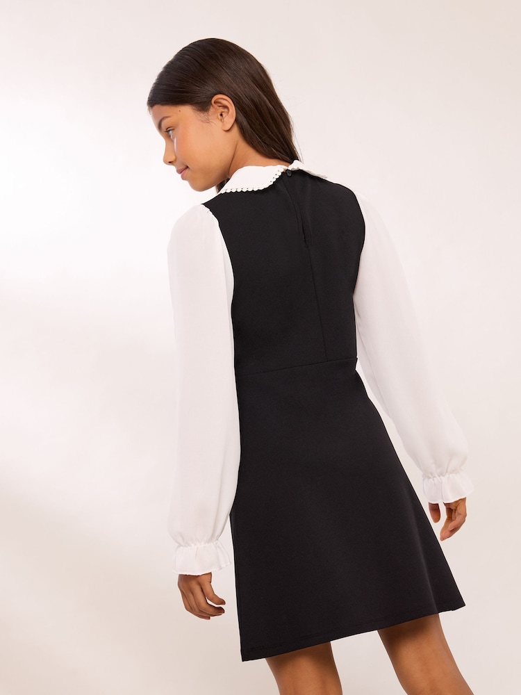 Lipsy 2-in-1 Long Sleeve Flower Trim Dress (5-16yrs) - Larawan 5 ng 5 Lipsy 2-in-1 Long Sleeve Flower Trim Dress (5-16yrs) - Larawan 5 ng 5