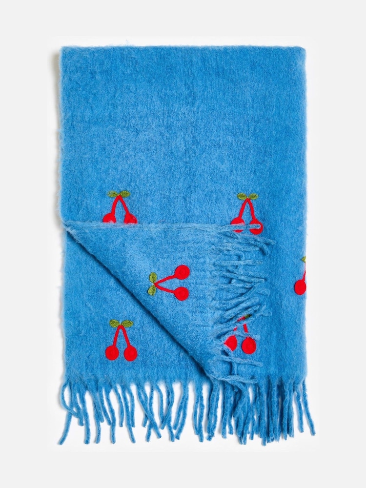 Oliver Bonas Blue Crochet Cherries Throw - Image 5 of 5